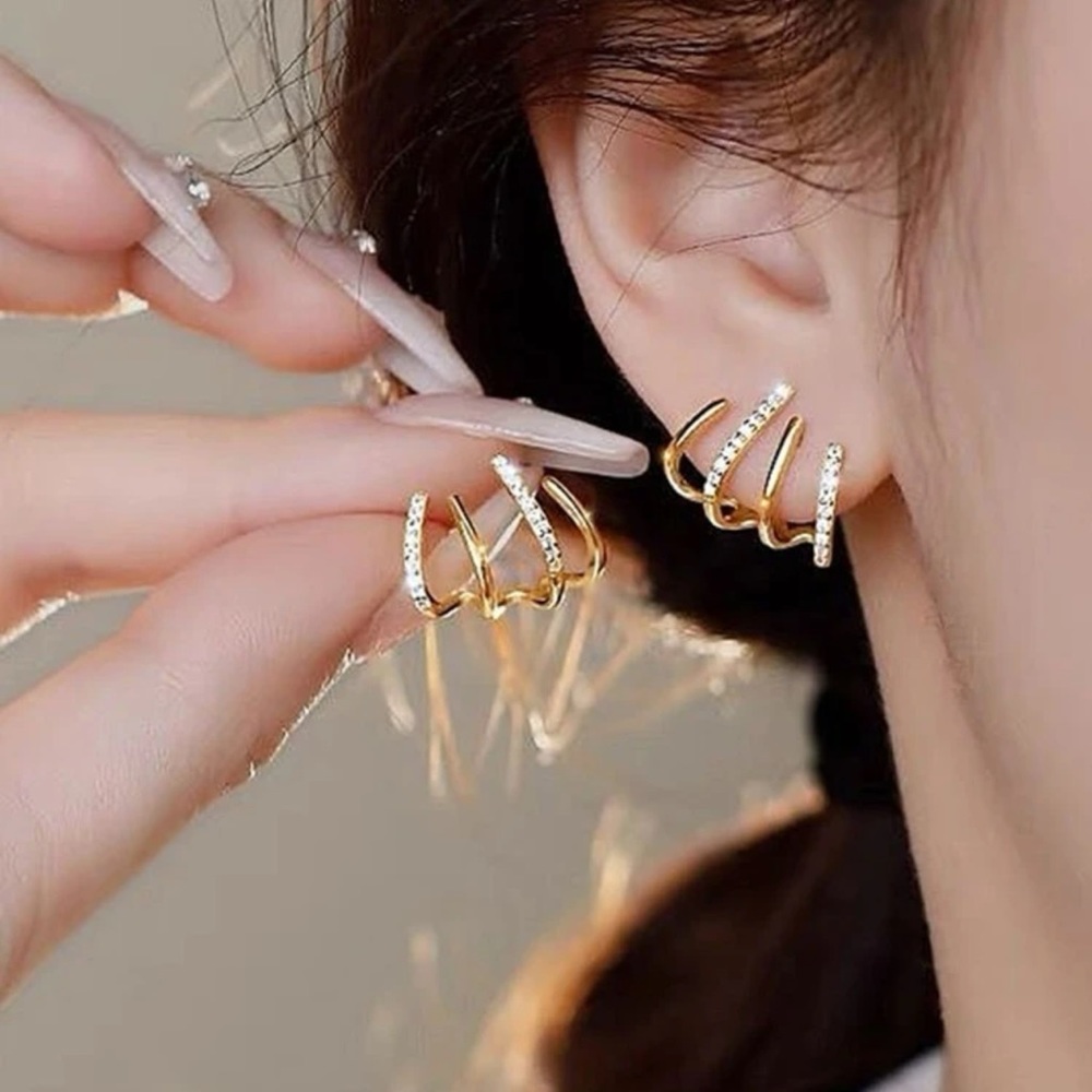 Claw Earring Stud
